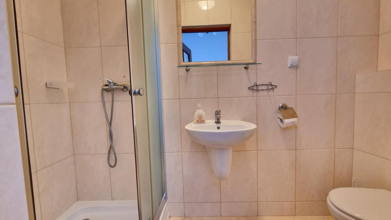 Pokoje Arka Międzywodzie Chambre photo